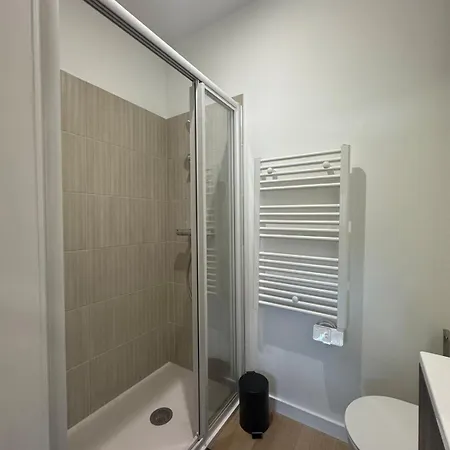 Le Coin Tranquille - Metro - Tram - Parking - Center Apartment Toulouse