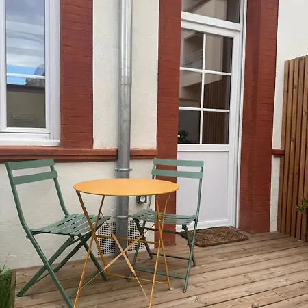 Apartment Le Coin Tranquille - Metro - Tram - Parking - Center